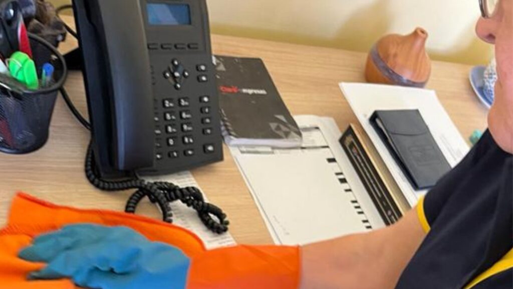 Expansión y Participación Activa en el Sector
